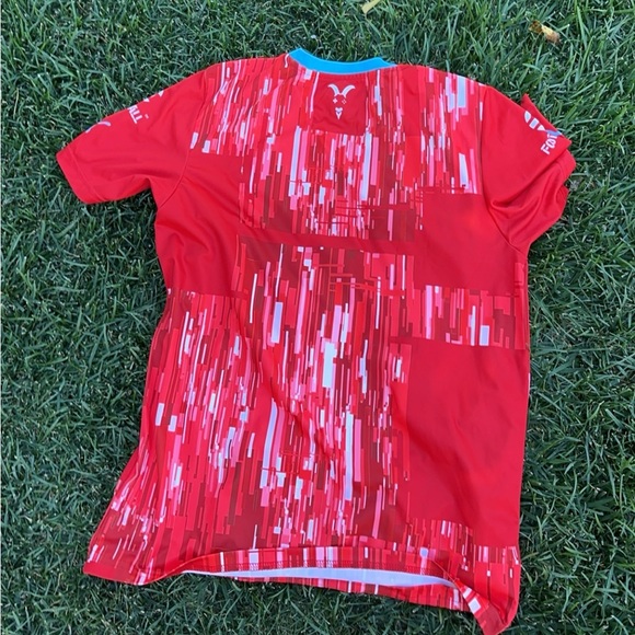 JERSEY PUMA CHIVAS DEL GUADALAJARA ESPORTS MENS SOCCER RED JERSEY 2023-2024 - Picture 2 of 2